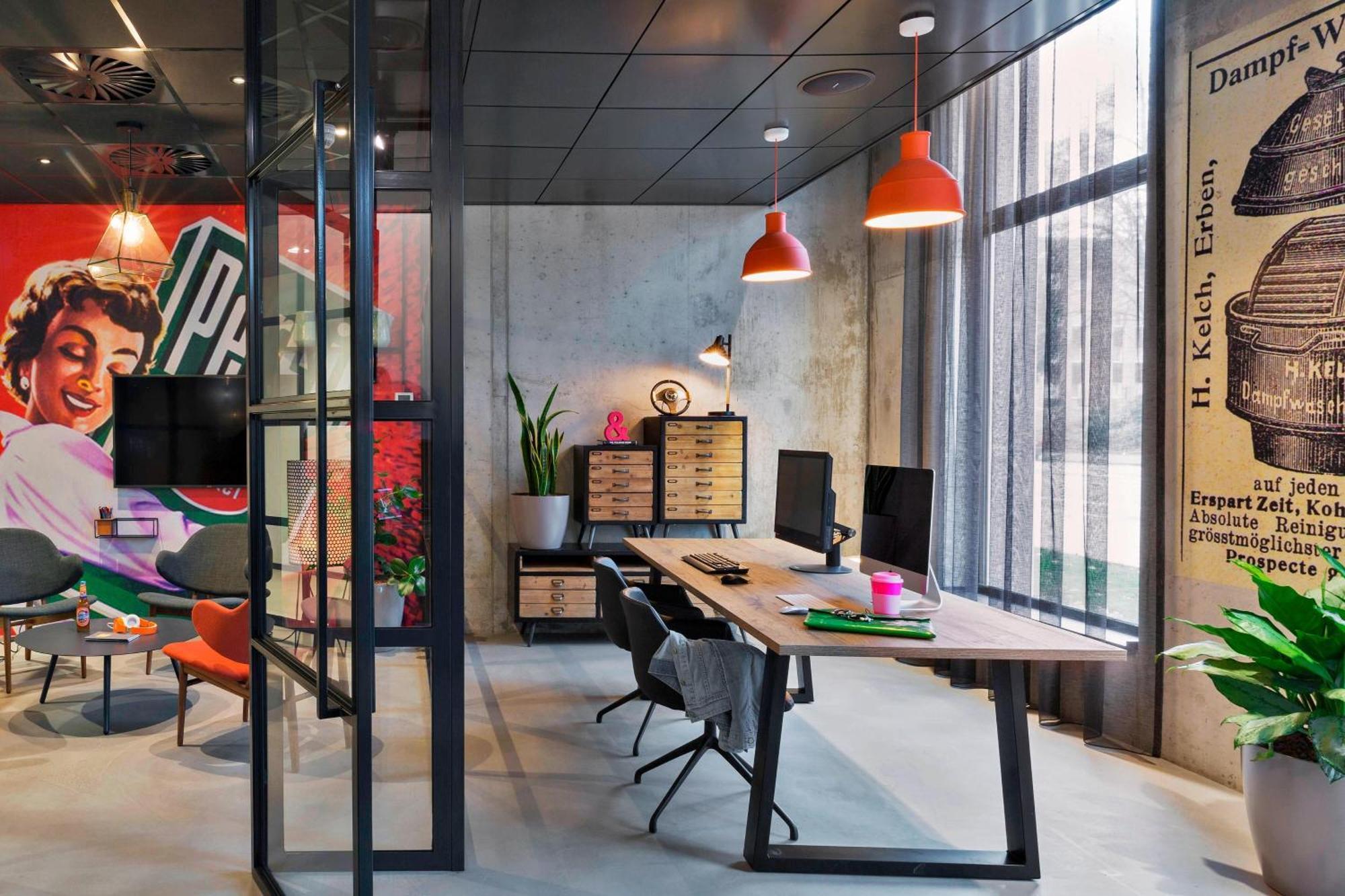 Moxy Duesseldorf South Hotel Eksteriør billede